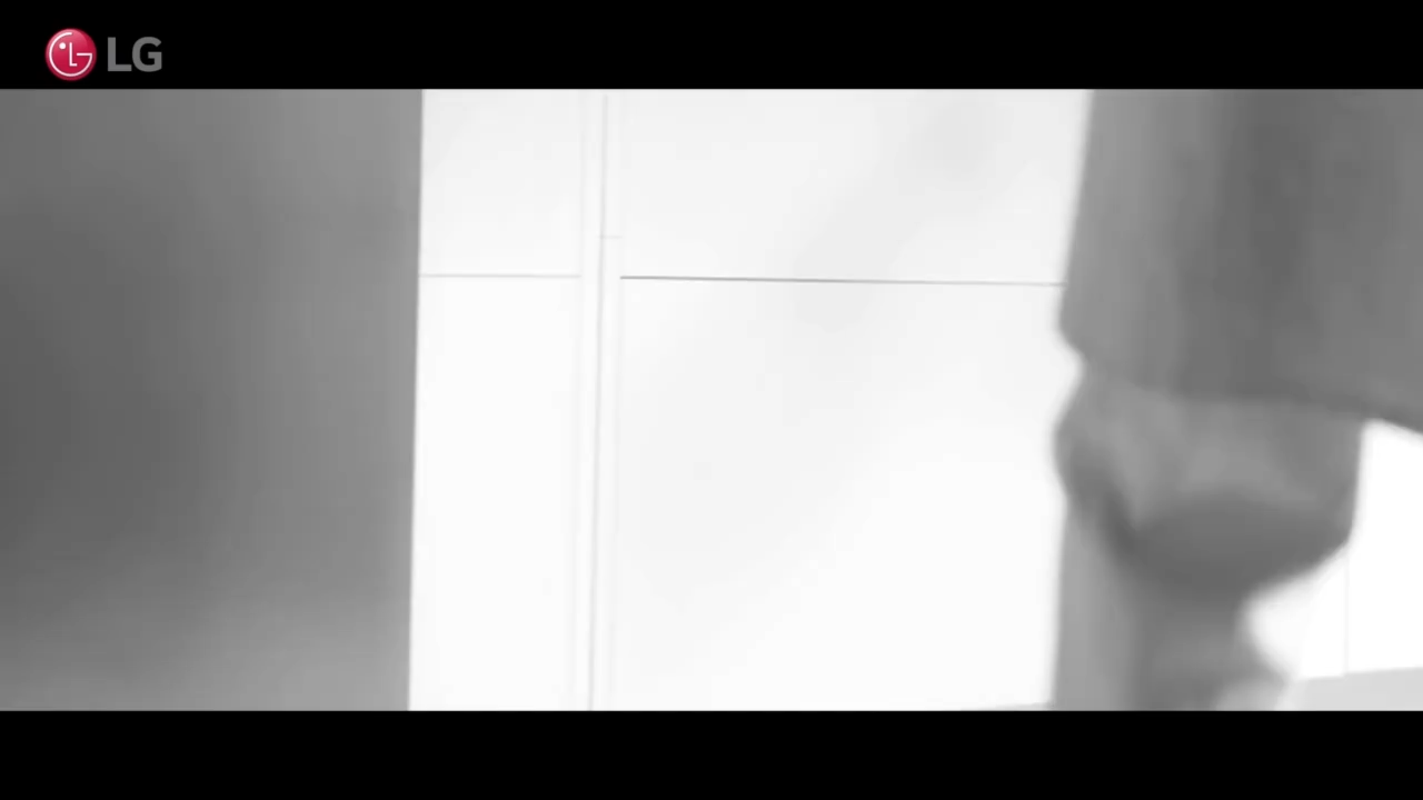 (Pre-order) [Bulky] LG GL-131SQW 90L 1 Door Built-in Freezer Mini bar Refrigerator in White + Free Delivery + Free Installation + Free Disposal